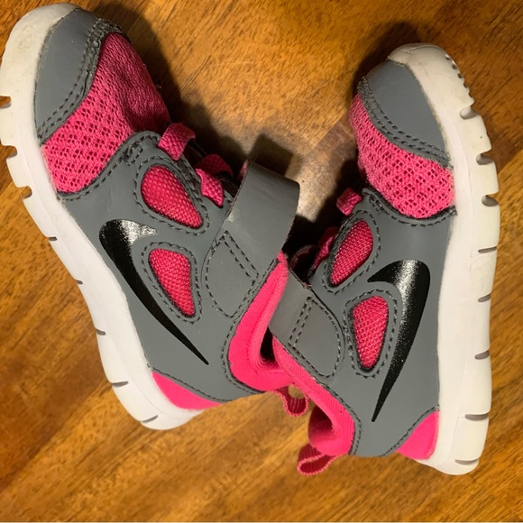 Nike Toddlers Sneakers - Picture 6 of 10